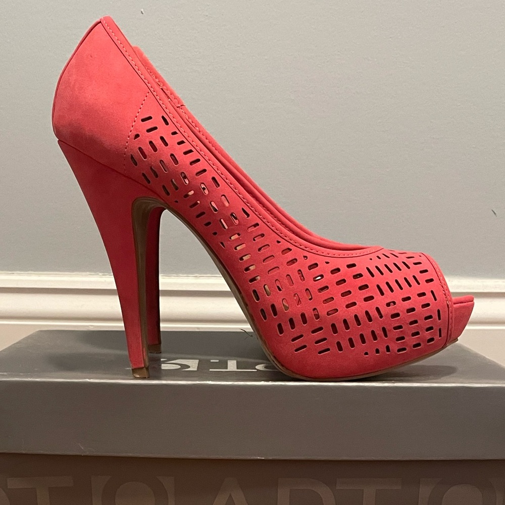 Apt 9 Coral Pumps- Size 8